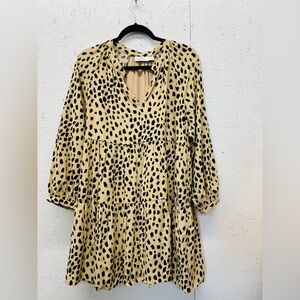 Vineyard Vines dress. Size medium